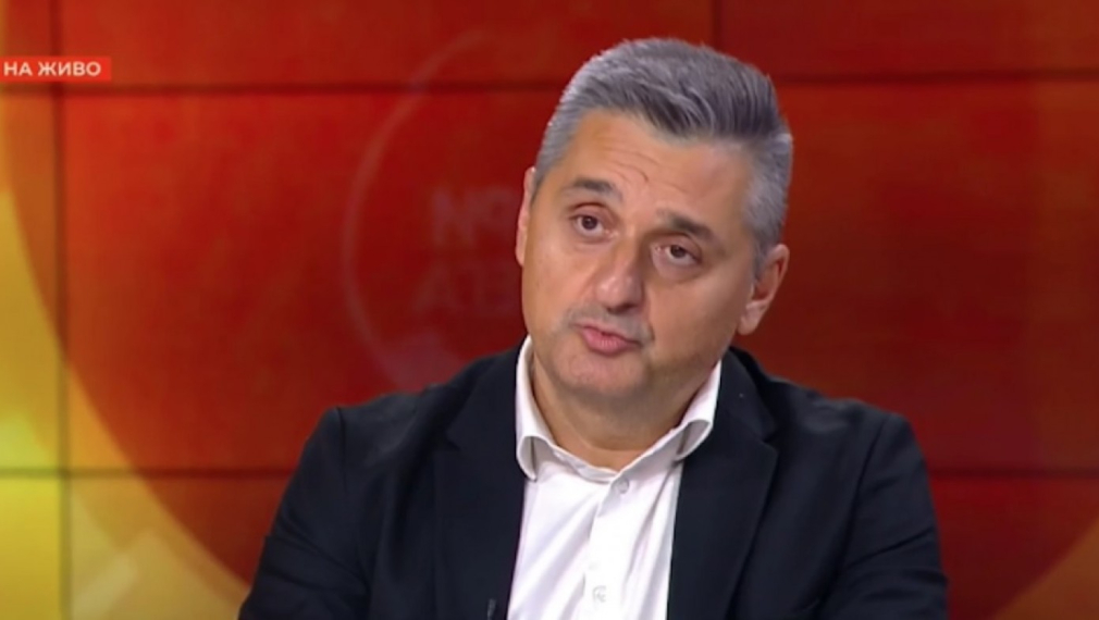Кирил Добрев: Хора от обкръжението на Нинова печелят милиони от обществени поръчки от Борисов