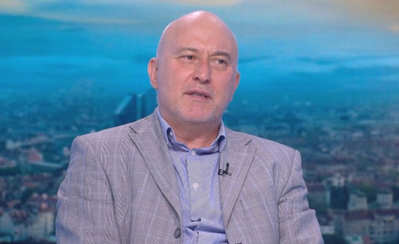 Проф. Огнян Кунчев: Омикрон ще влезе у нас между 10 и 15 декември