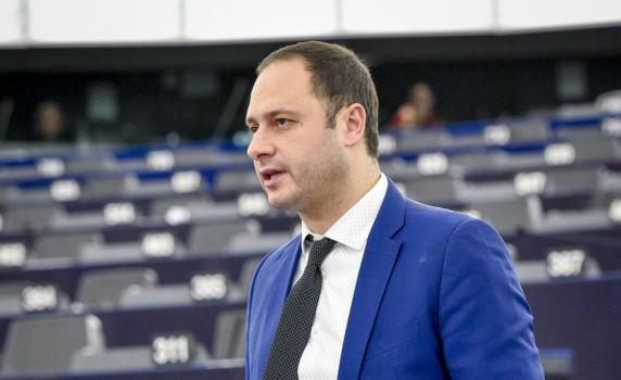 Петър Витанов поиска контрол за шпионския софтуер „Пегас“ като над търговията с оръжие