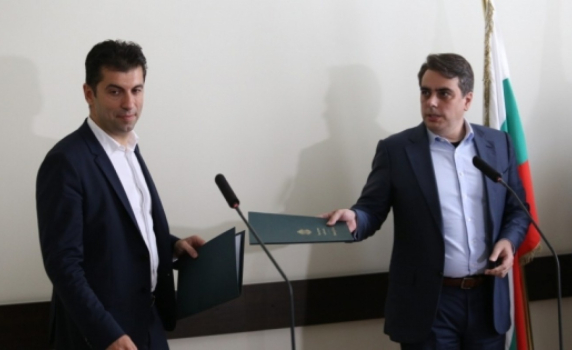 До часове става ясно дали ще се подпише коалиционно споразумение