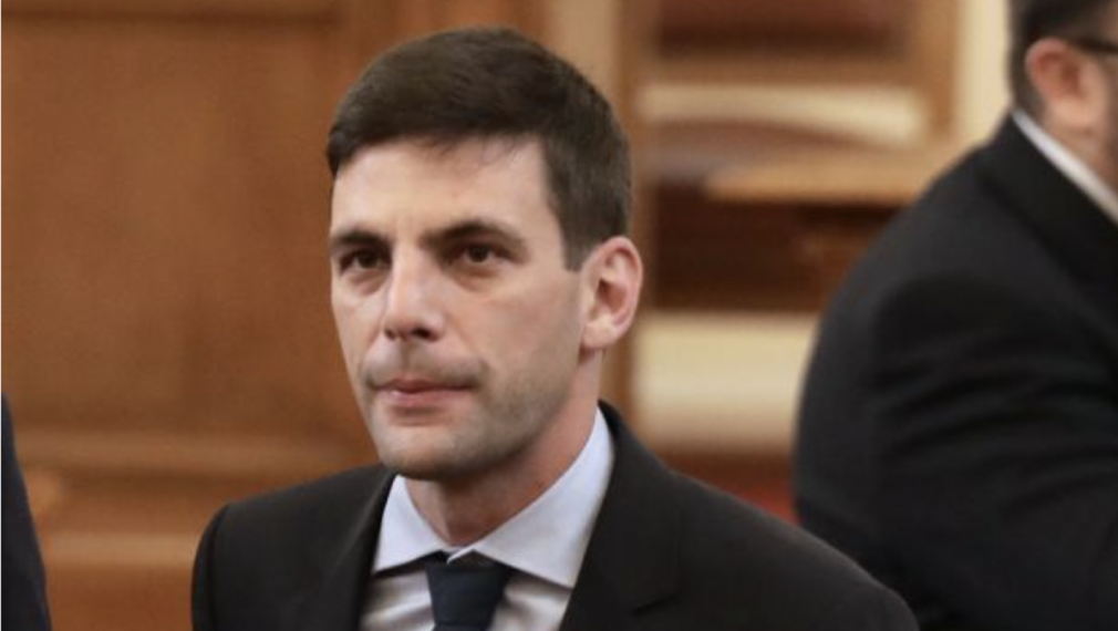 34-годишният адвокат Никола Минчев оглави Народното събрание