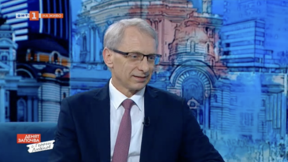 Денков: Вече има тестове, за да се върнат учениците в клас