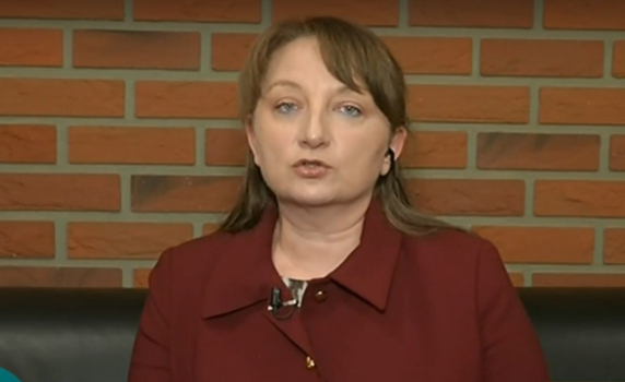 Сачева: Ще подкрепим вдигането на минималната работна заплата