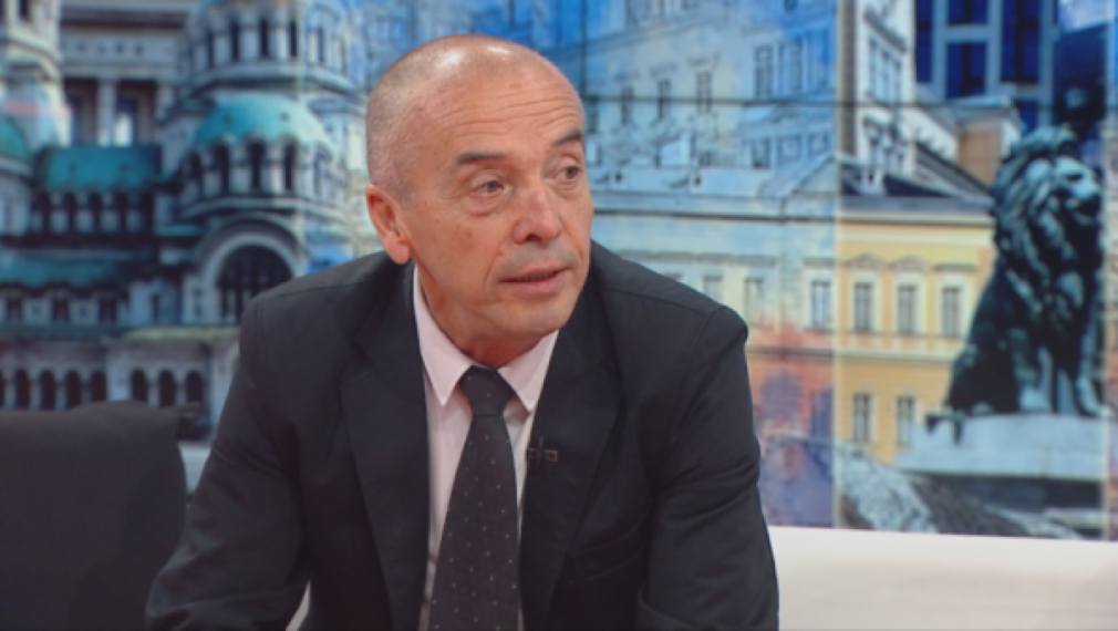 Лекарският съюз разследва Атанас Мангъров