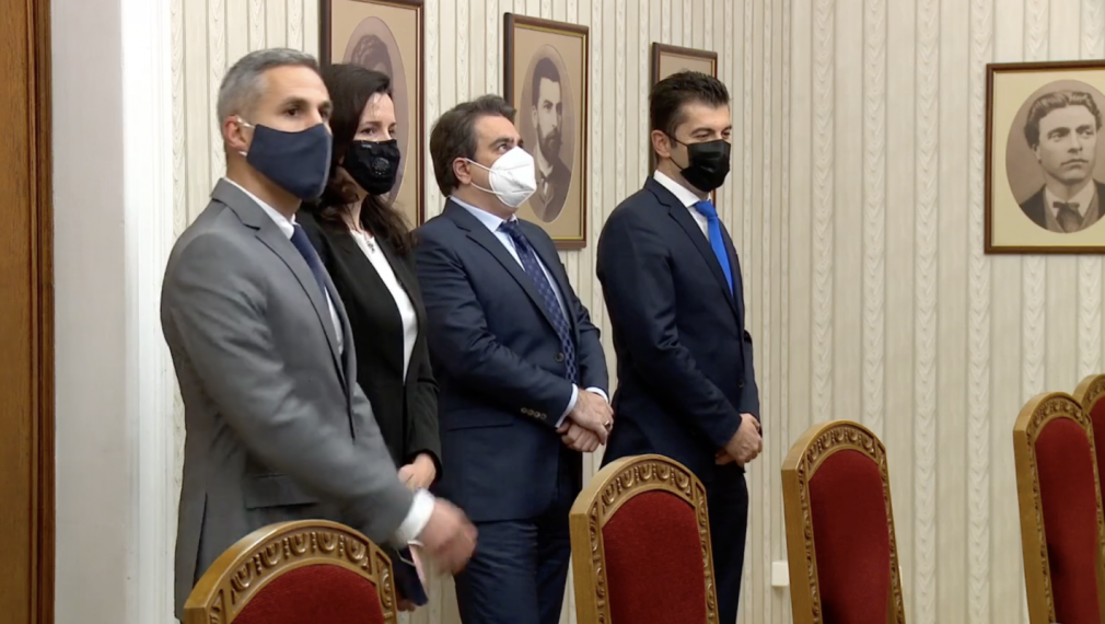 Петков: Въпросът за РС Македония не е "червена линия"