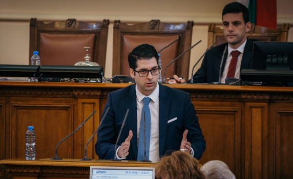 Пеканов за заглавието на "Сега" "ЕК "помля" от критики Националния план за възстановяване": Недоумявам, планът е оценен високо!
