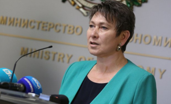 Везиева: Не съм изненадана от атаката срещу мен