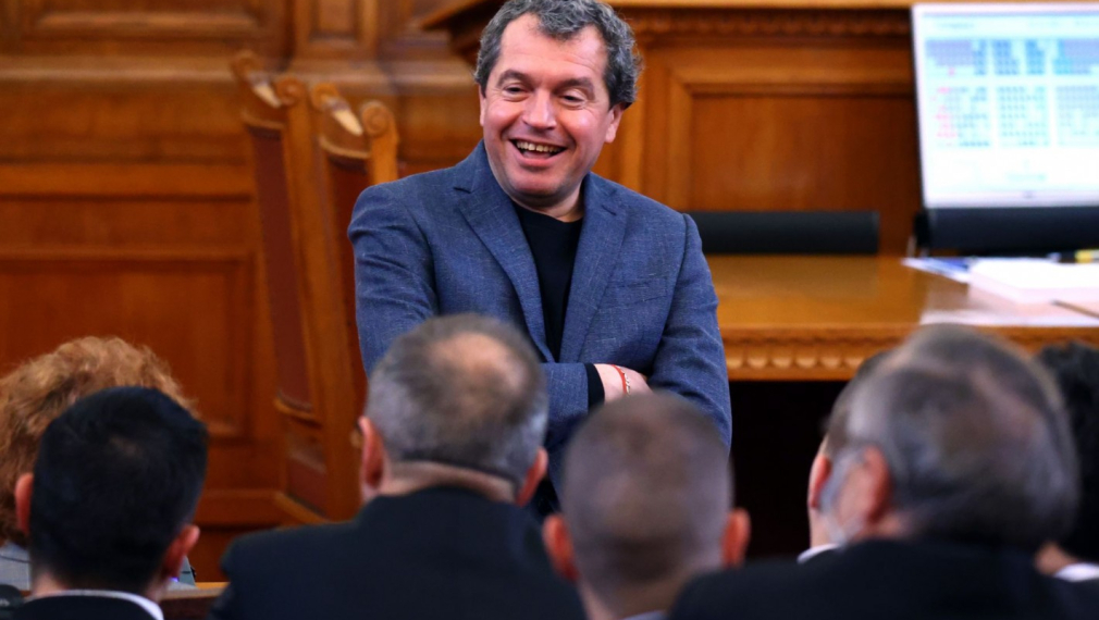  Без зелен сертификат за депутатите в НС