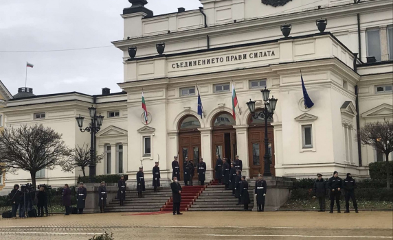 На живо: Новото правителство