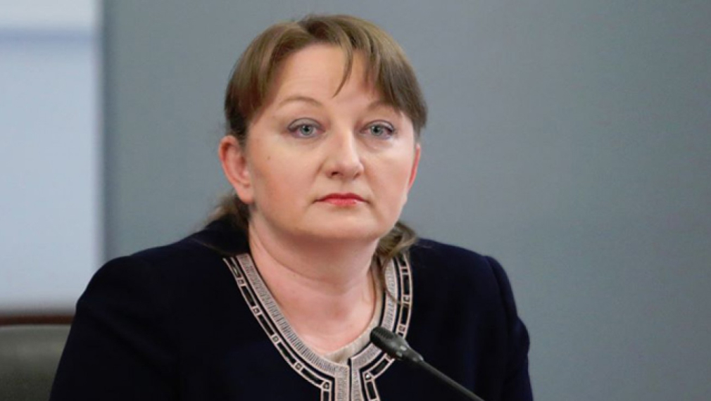 Сачева: Предлагат ни правителство от три фракции - корпоративна, партийна и полицейска