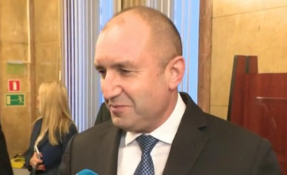 Радев: Нападките към служебното правителство са отличен атестат за работата му