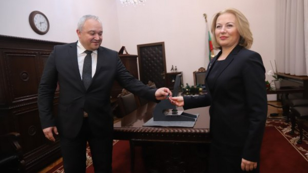Новото правителство ще притиска Гешев през бюджета
