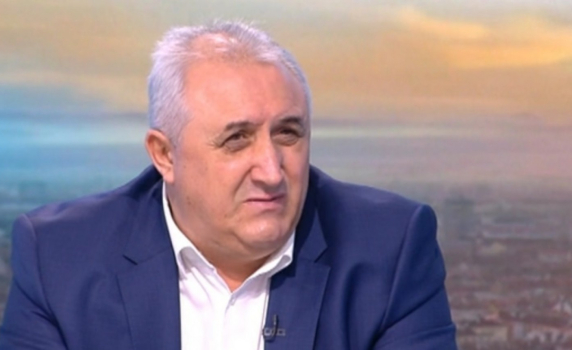 Дикме: Като заскърца коалицията, ДПС ще даде глас