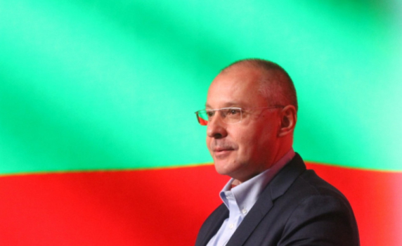 Сергей Станишев: Участието на Нинова в кабинета е политическа грешка за БСП