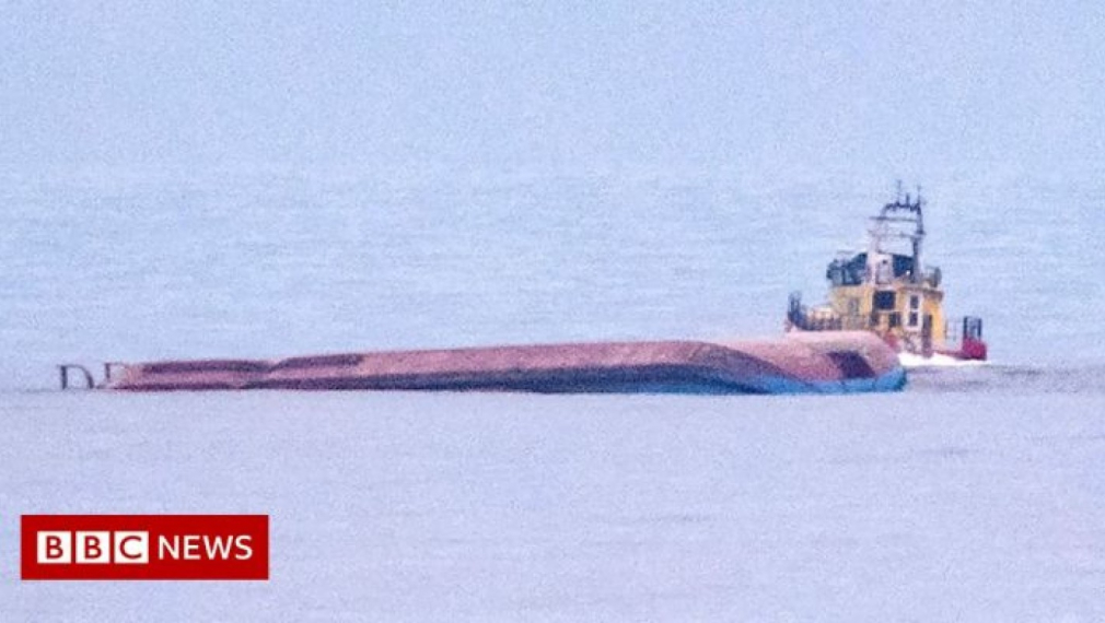 Британски кораб блъсна датска лодка, разследват прекомерна употреба на алкохол