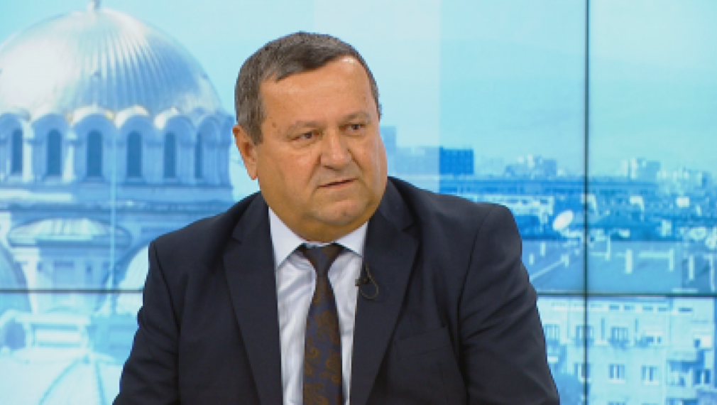 Хасан Адемов: Не се предвижда преизчисляване на пенсиите с бюджета за 2022 г.