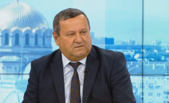 Хасан Адемов: Не се предвижда преизчисляване на пенсиите с бюджета за 2022 г.