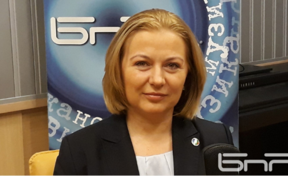 Министър Йорданова: Гешев не отговаря на изискванията за заемане на длъжността и не се справя