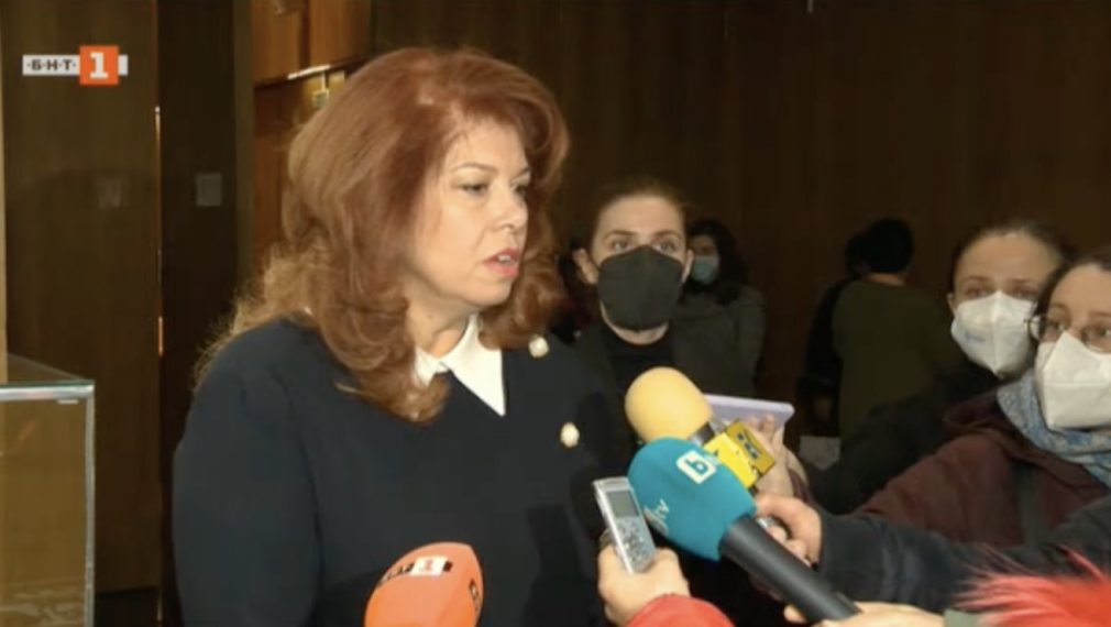 Илияна Йотова: Няма основание за промяна на българската позиция за Северна Македония