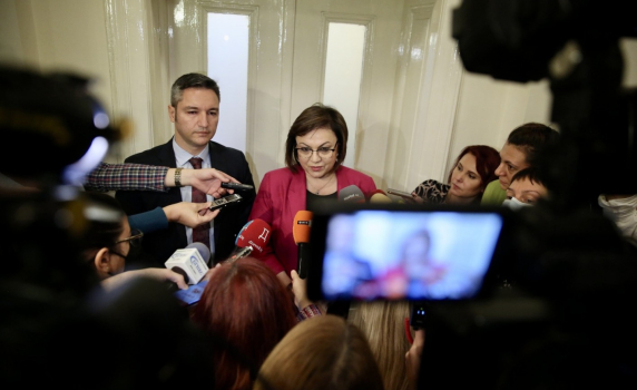Нинова: Увеличение на тока за битовите потребители е тежък удар върху семействата