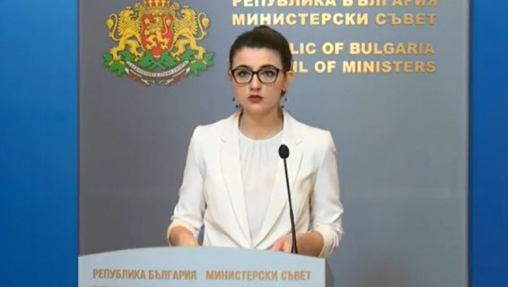 Зелените сертификати в МС се отлагат с 40 дни, а в администрацията може да се въведат най-рано през март
