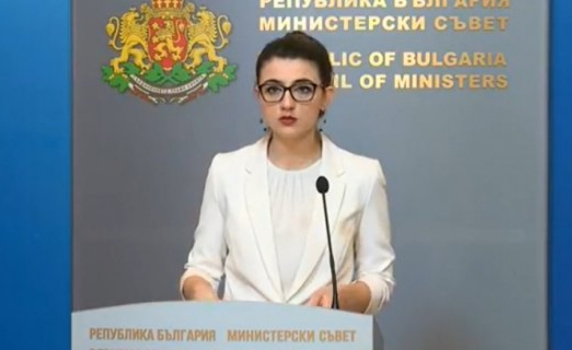 Зелените сертификати в МС се отлагат с 40 дни, а в администрацията може да се въведат най-рано през март
