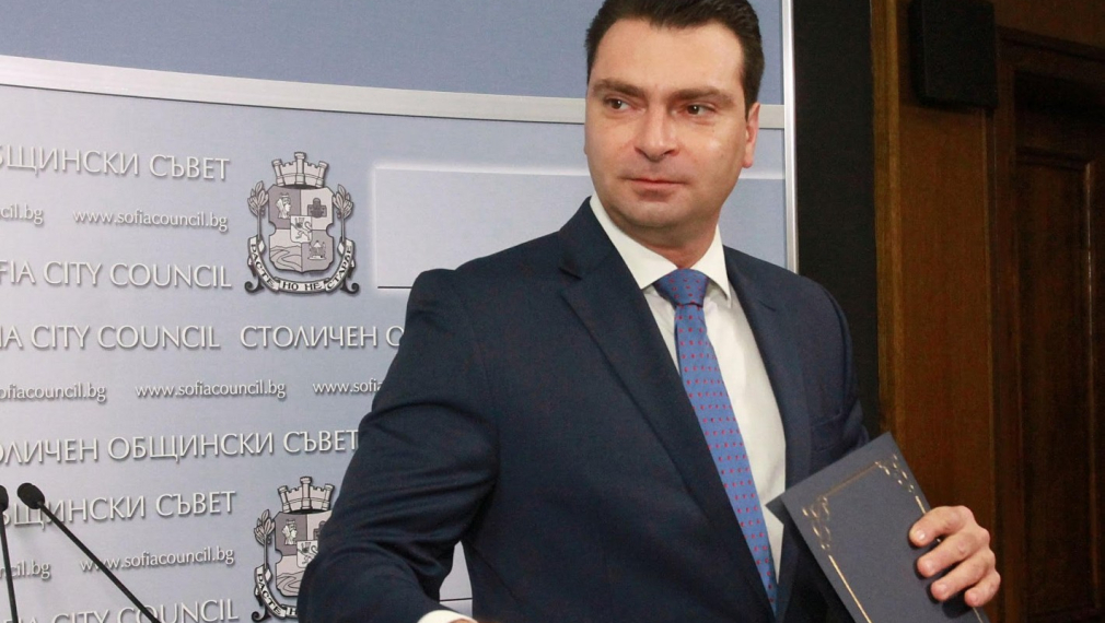 Калоян Паргов: Недопустимо е питания към кмета Фандъкова се бавят повече от месец
