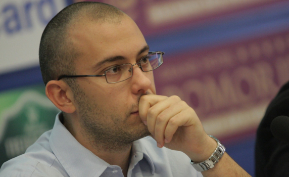Няма заговор срещу правителството. КЕВР се опитва да защити максимално домакинствата. Мораториумът е абсурд