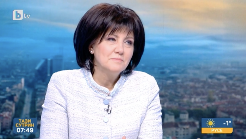 Цвета Караянчева се връща в парламента като съветник на ГЕРБ