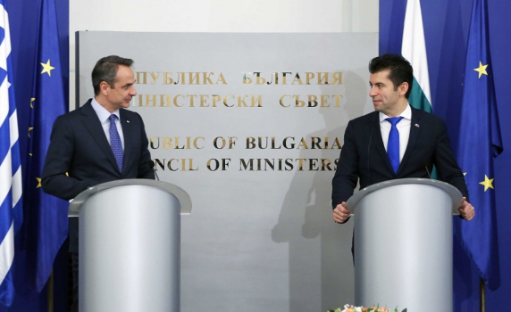 Рестото към САЩ започна от първия ден на новата власт