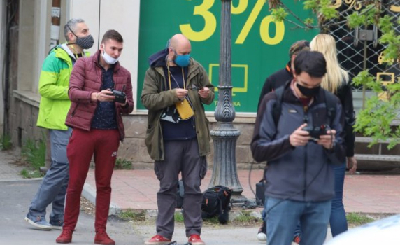 Мобилните оператори едностранно вдигат цените от Нова година