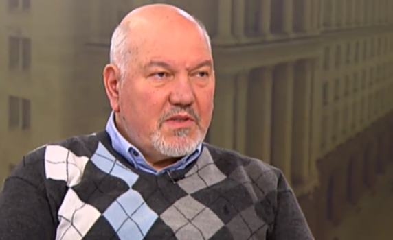 Проф. Александър Маринов: България няма да отстъпи от позицията за РСМ
