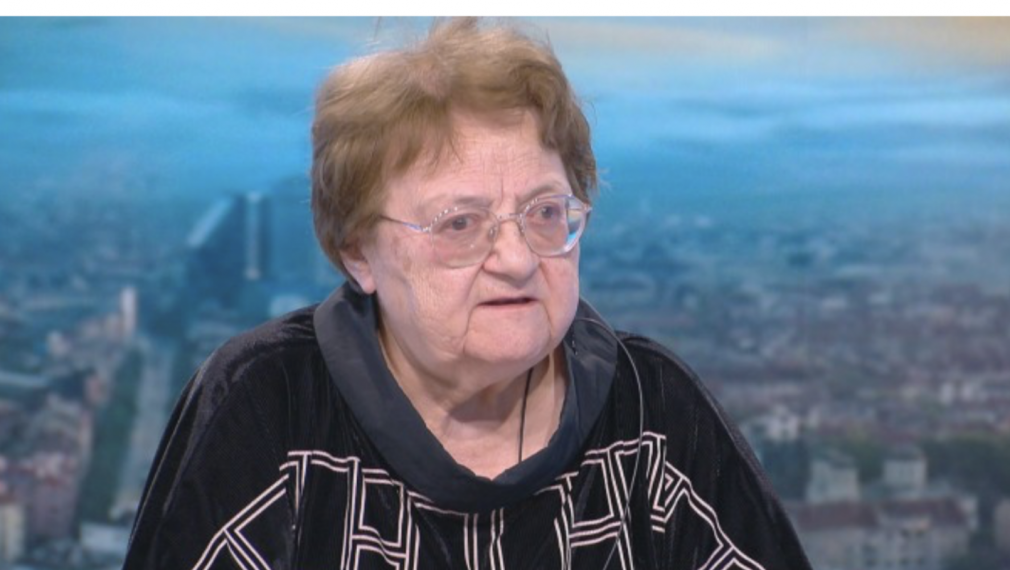 Проф. Аргирова: Имаме данни, че чужденци вече са внесли Омикрон у нас