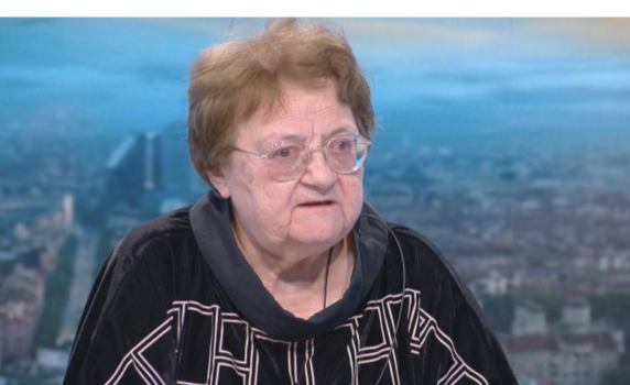 Проф. Аргирова: Имаме данни, че чужденци вече са внесли Омикрон у нас