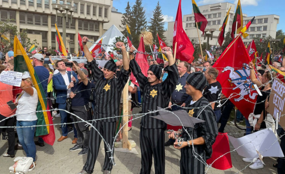 112 хиляди в Литва се обявиха против ковид ограниченията