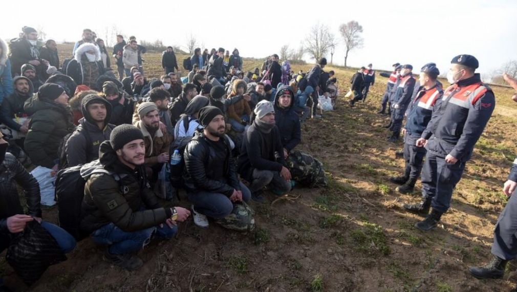 Три пъти повече бежанци са преминали през България през 2021 година