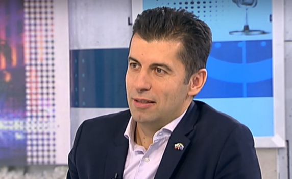 Кирил Петков: Стефан Янев не разполага с правото си на собствено мнение (за разполагане на сили на НАТО у нас)