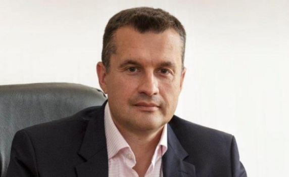 Калоян Методиев стана началник кабинета на Корнелия Нинова