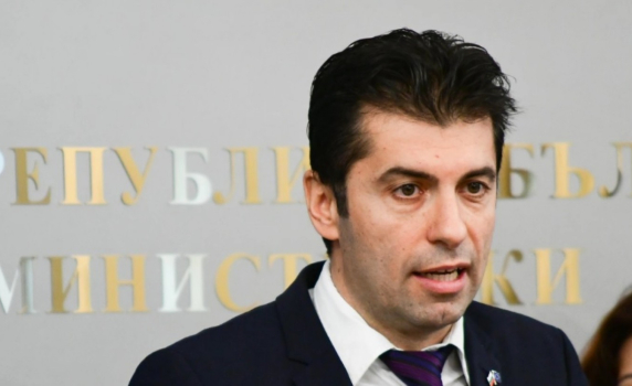 Работодателите възроптаха срещу Кирил Петков заради липсата на диалог и решения срещу високите цени на тока за газа