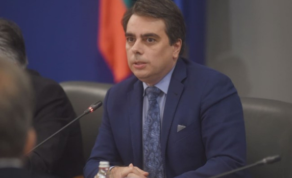 Асен Василев: Фирмите да работят в събота и неделя, за да пестят ток (видео)