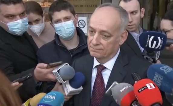 Пандемичният щаб: Намаляваме карантината след положителна Covid проба на 10 дни, а при контактните на 7