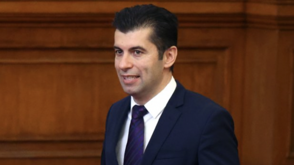 Кирил Петков отива на разговори в Скопие на 18 януари. Няма да налага задължителна ваксинация