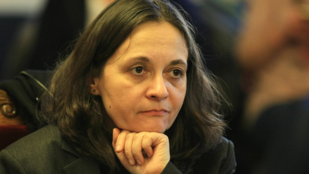 Правителството на Промяната се кани да назначи Жени Начева от ГЕРБ в Надзорния съвет на НЗОК
