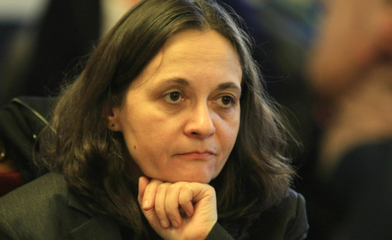 Правителството на Промяната се кани да назначи Жени Начева от ГЕРБ в Надзорния съвет на НЗОК