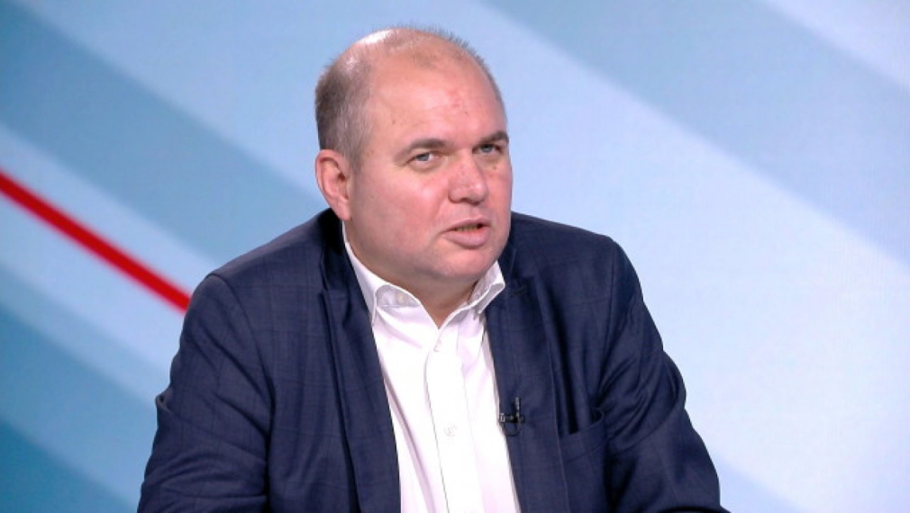 Владислав Панев: Пеевски е в парламента и това е проблем за българската демокрация