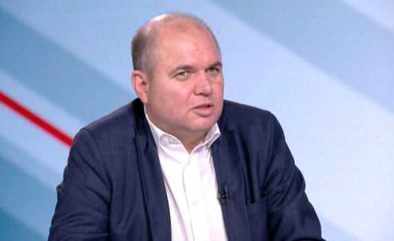 Владислав Панев: Пеевски е в парламента и това е проблем за българската демокрация