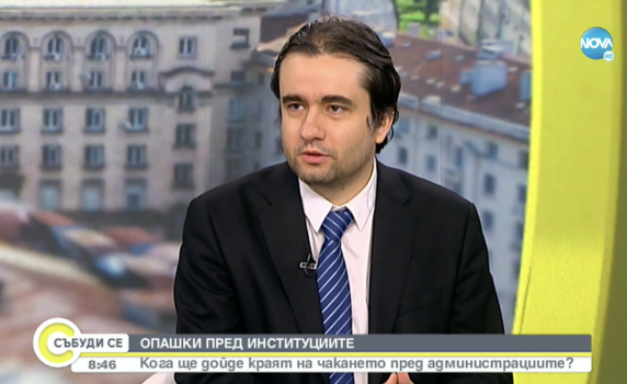Министър Божанов: Отдавна трябваше да има лични карти с чип