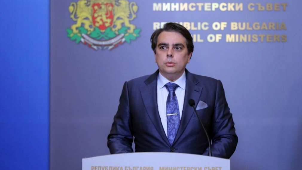 Асен Василев: Финансовият ресурс за компенсиране на пенсиите е наличен