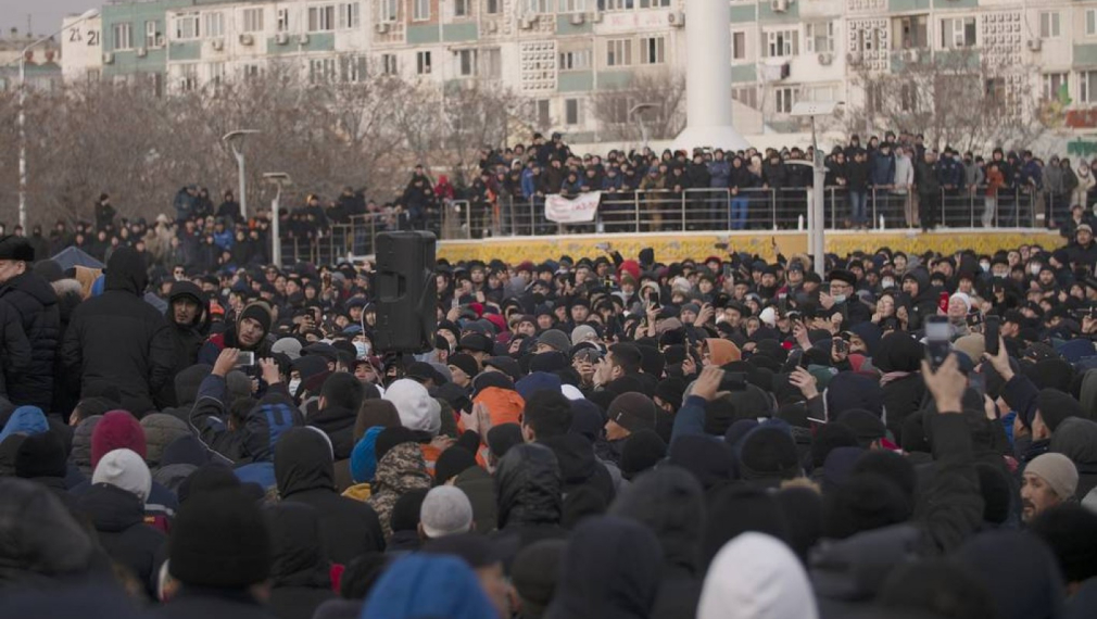 Казахстанските власти са задържали 7939 души заради безредиците