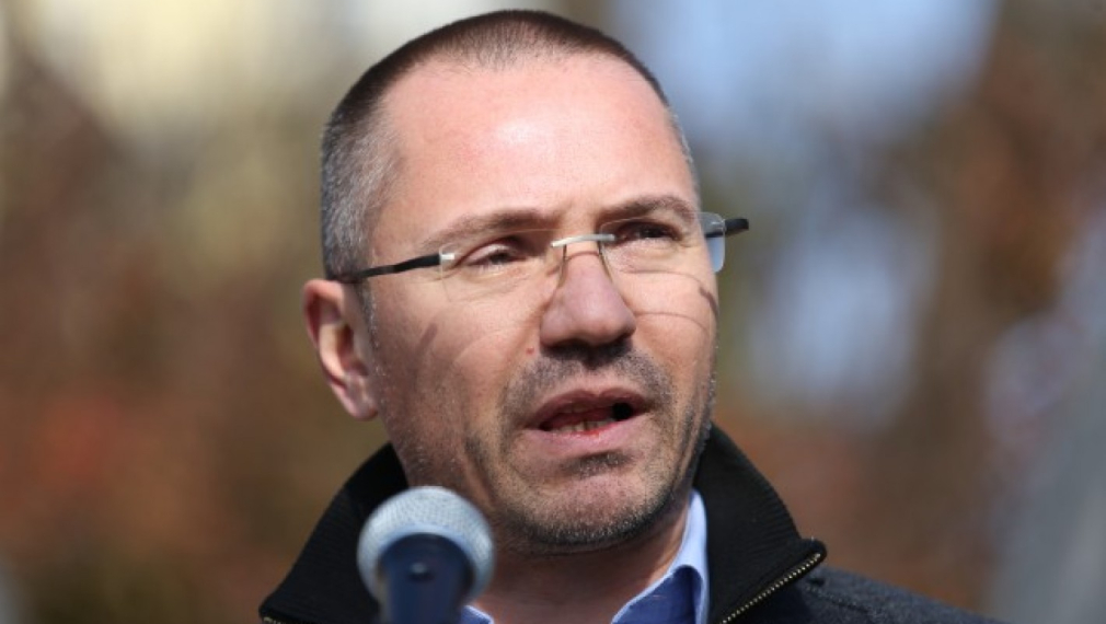 Джамбазки: ВМРО може да поиска референдум за позицията за С. Македония